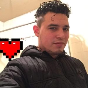 Meet your Posher, Gonzalez